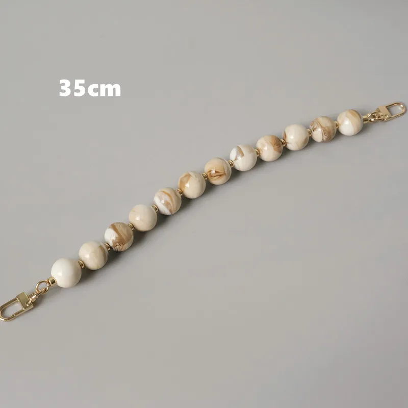 Бусины из мрамора