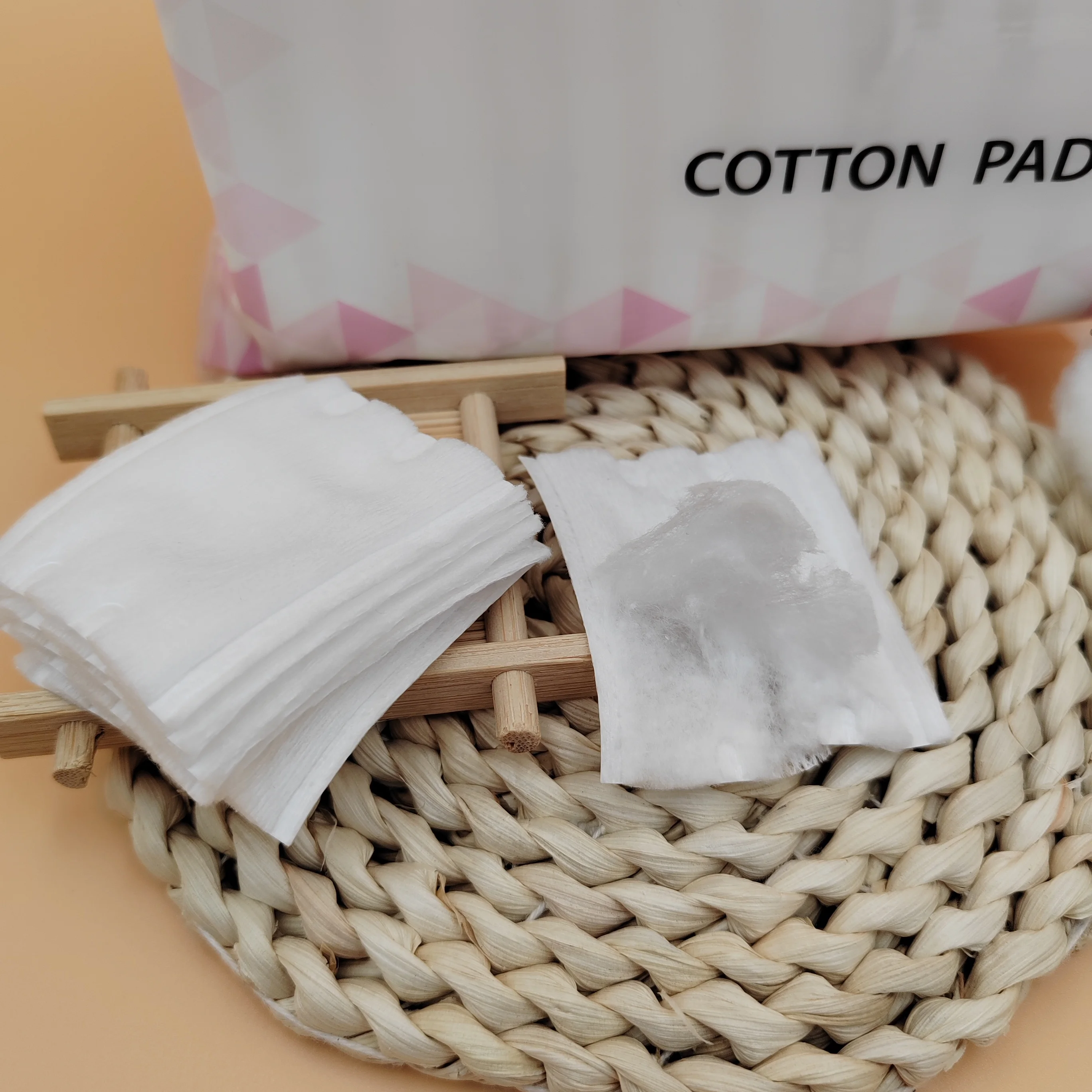 Bulk Non Woven Travel Packing 222pcs  cotton pads Set  Mini size Remover Disposable Makeup Cotton Pad