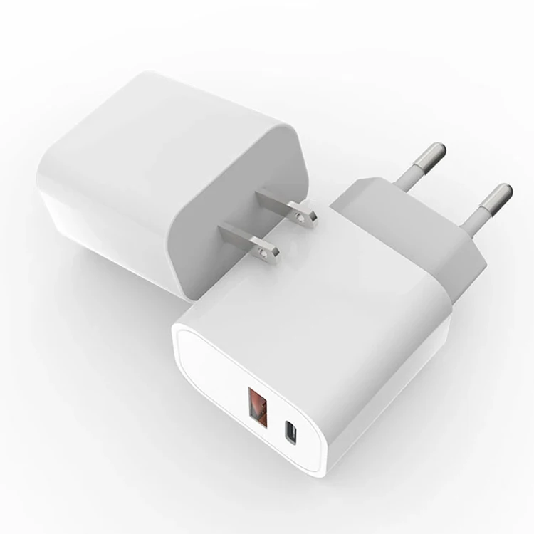 
 Настенное быстрое зарядное устройство с двумя портами типа C и USB  
