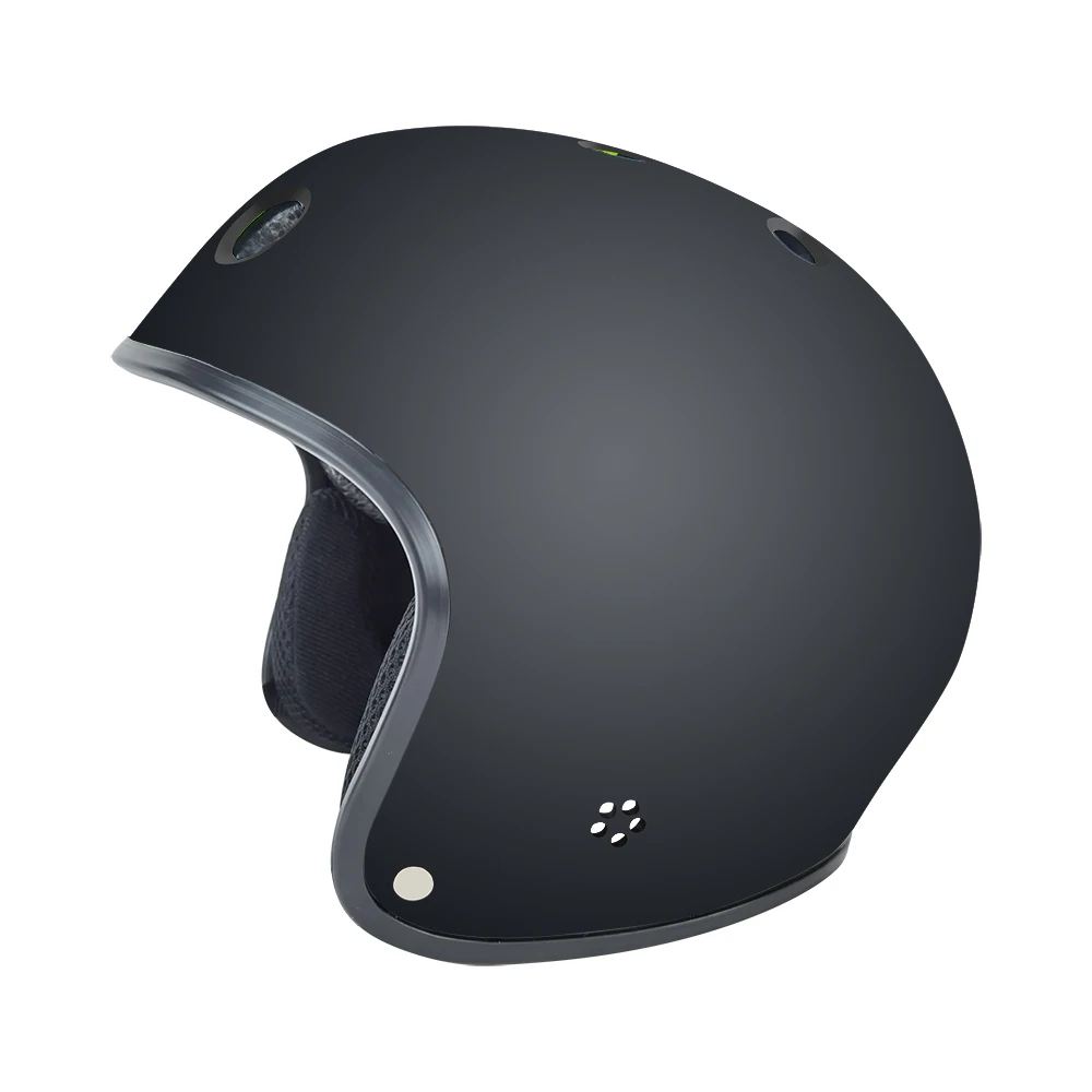 skate helmet (3).jpg
