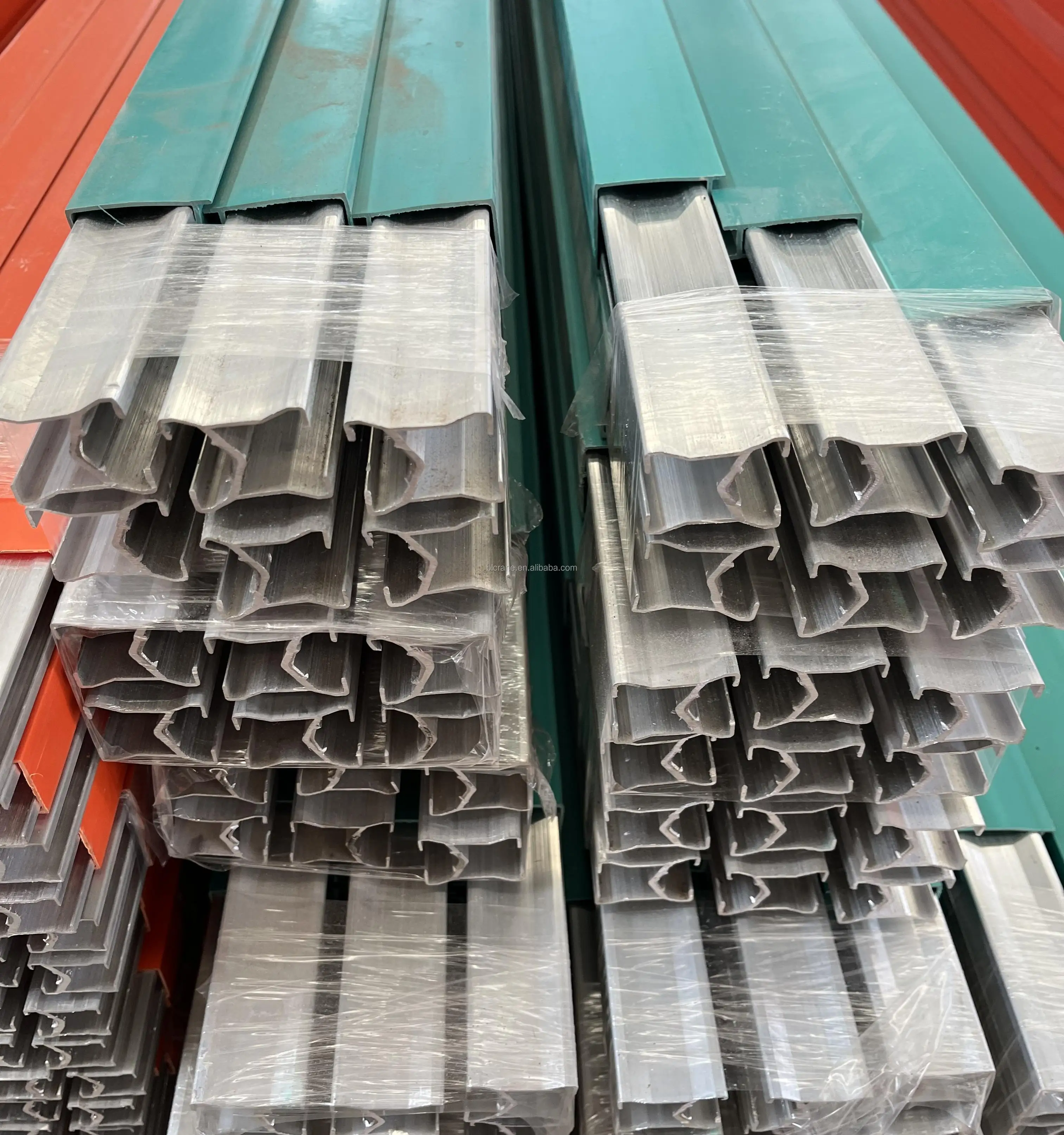 3P 50A Busway Duct Insulated Electrication Systems For overhead Crane KBK crane No seams sliding contact wire