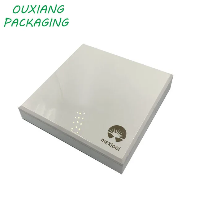 new design piano white lacquer finish luxury wooden chocolate date gift box