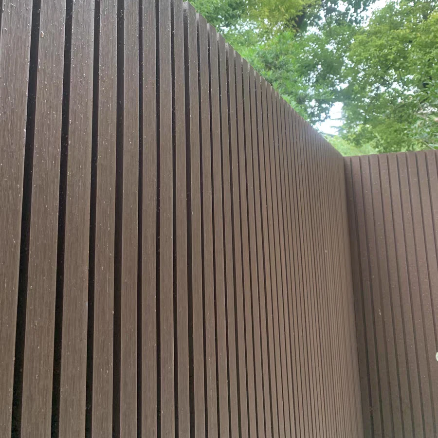 Multifunctional Wpc Wall Panel Outdoor Wooden Garden Fence made in China