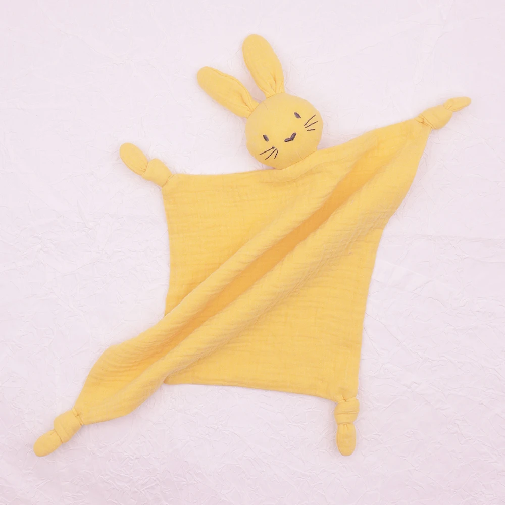 Handmade Yarn Craft Crocheted Amigurumi Bear Animal Design Music Box for pull with Baby Beech Teeth Wooden Ring