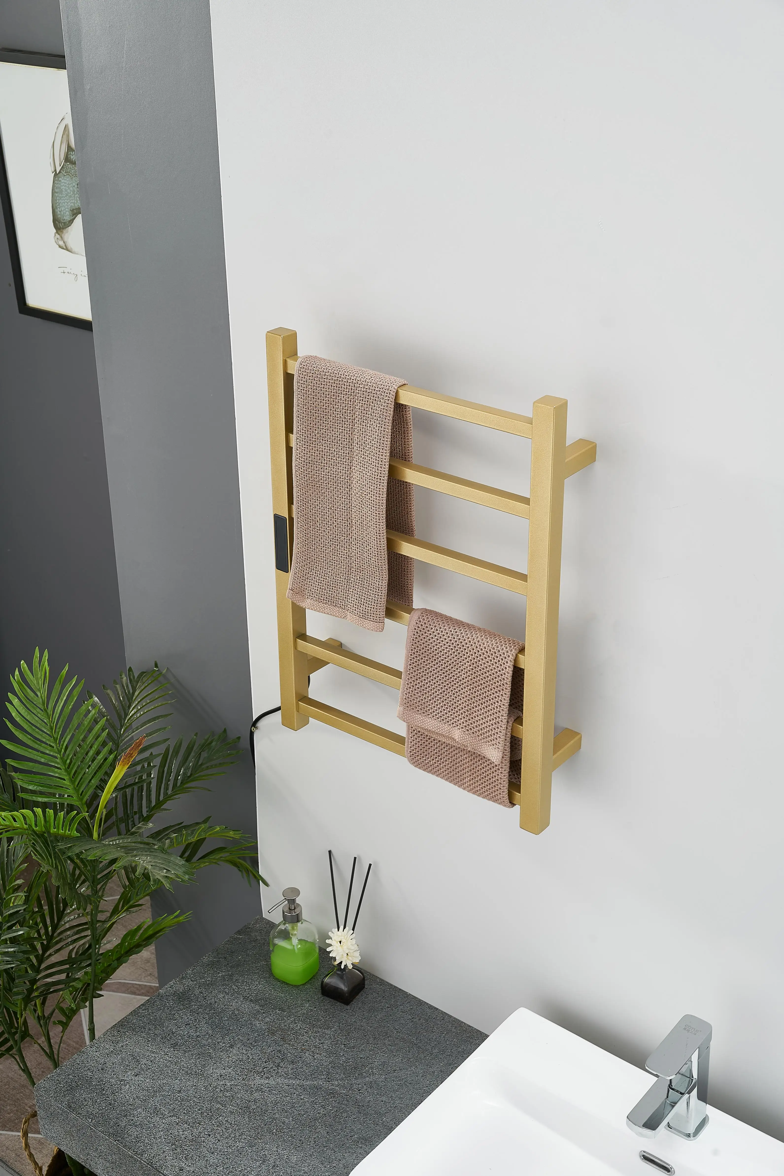 Hotel bathroom Stainless Steel 304 Electric Towel Warmer Gold Electric Heated Towel Rail