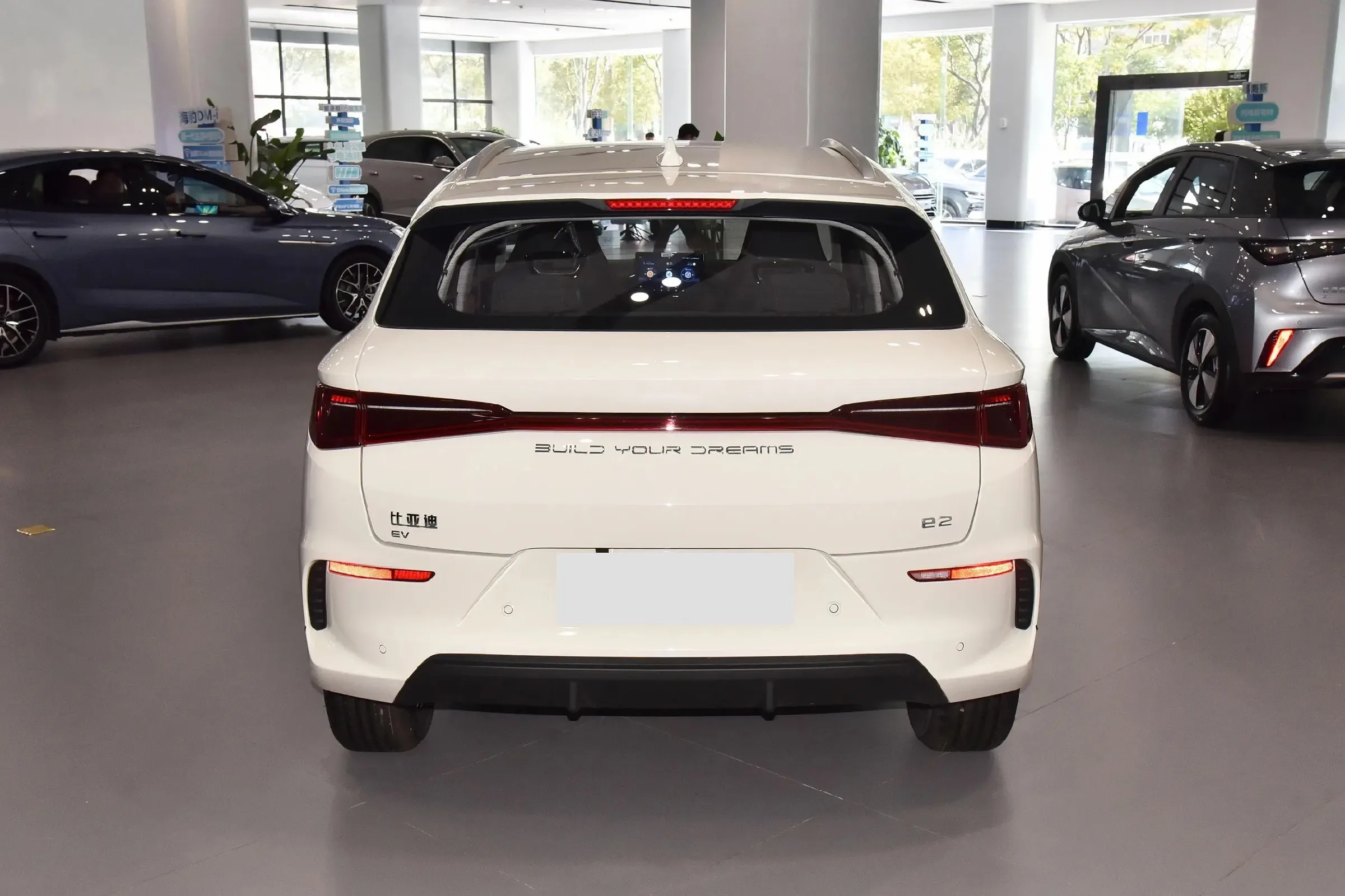 2024 In Stock Byd tang/han/yuan/dolphin /seal Electric Car 405km Cheap Luxury EV Sedan Car BYD E2 For Adult