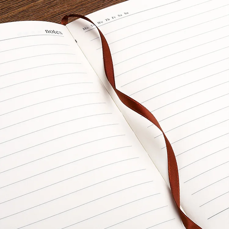 Manufacturers wholesale A5 PU leather notebook thickened diary can be customized logo