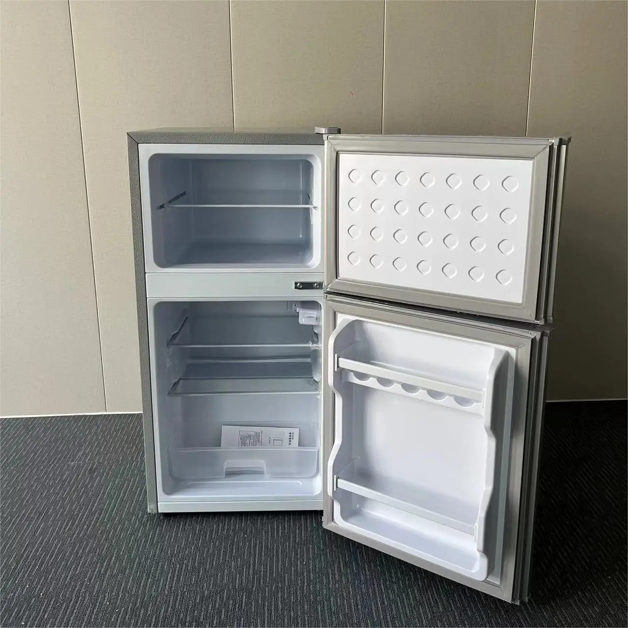 88L Hot Two-door Small Volume Refrigerator Home Dormitory Rental