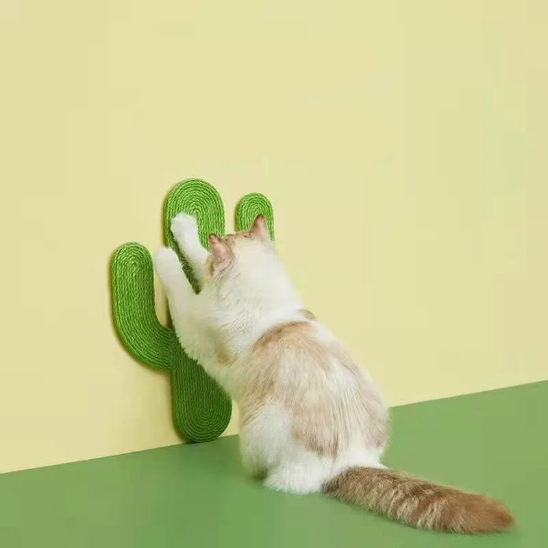 Green Corrugated Board Sisal Cat Scratching Post Cactus Cactus Cat Scratcher with suction cups at the bottom