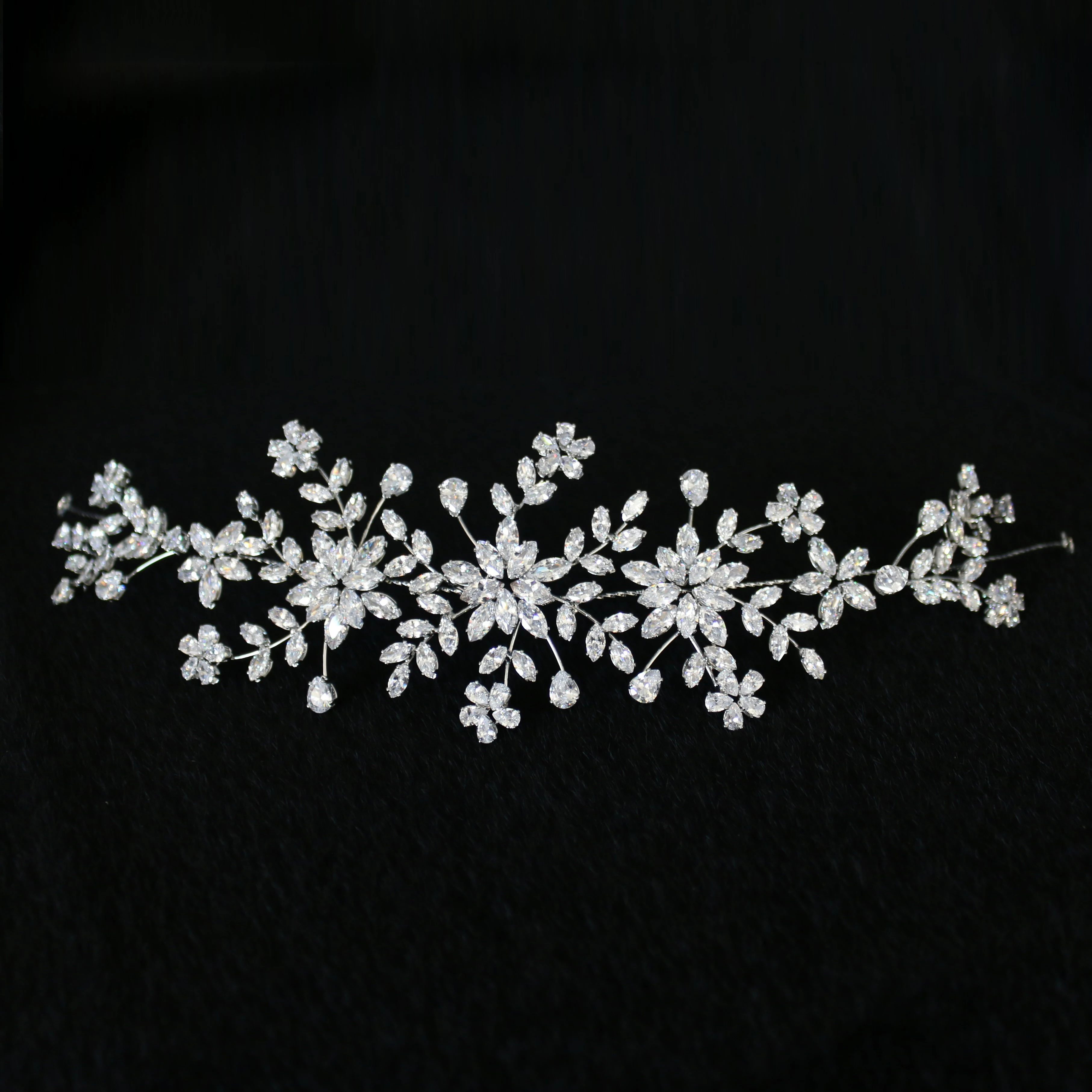 Fashion Style Bridal Wedding Rhinestone Flower Sliver Leaf Tiaras For Woman