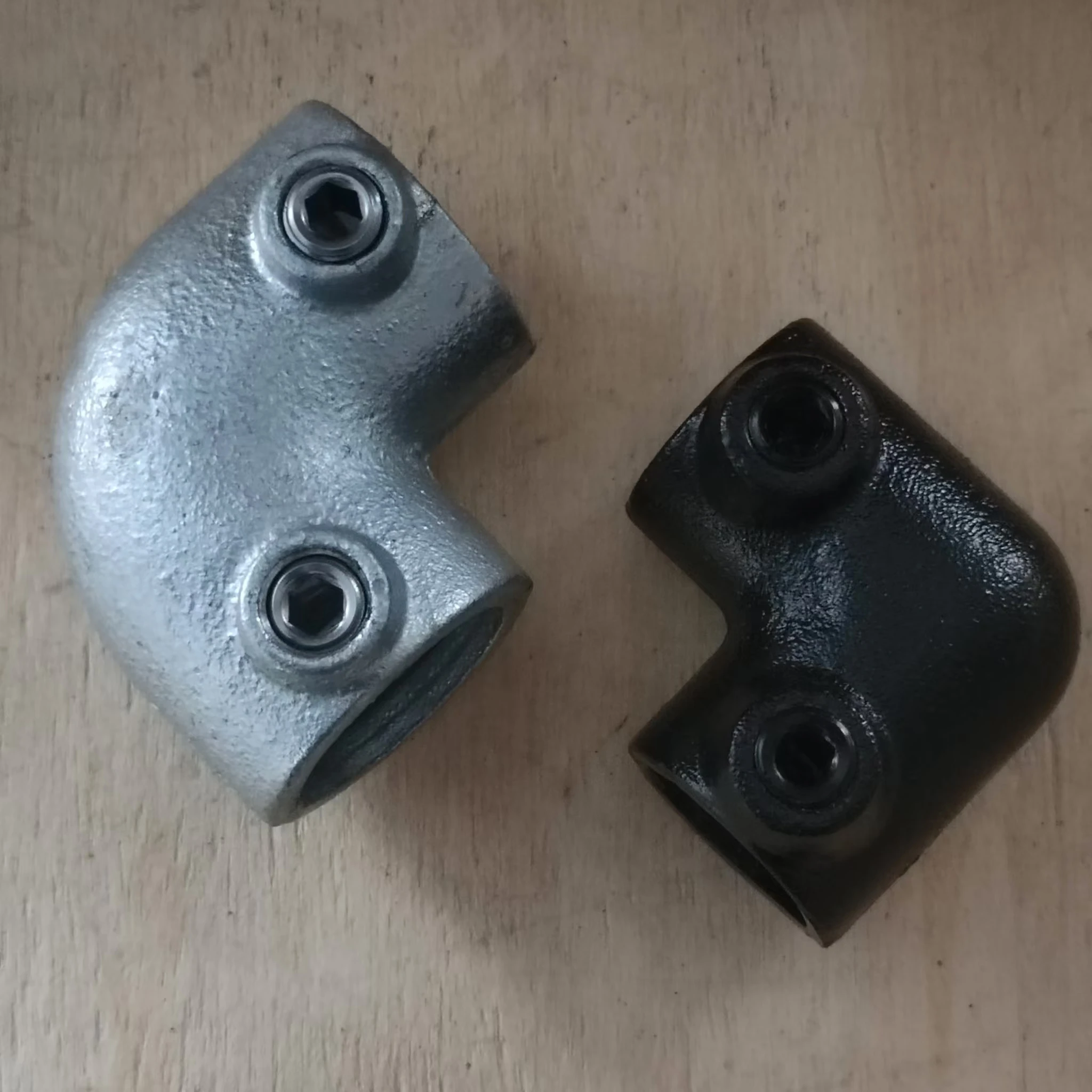 pipe clamps.jpg