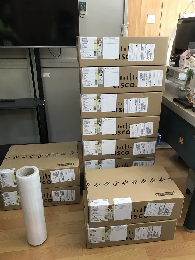 Cisco C9300 серии 48 портов для программирования в производственных условиях основы переключатель C9300-48S-E