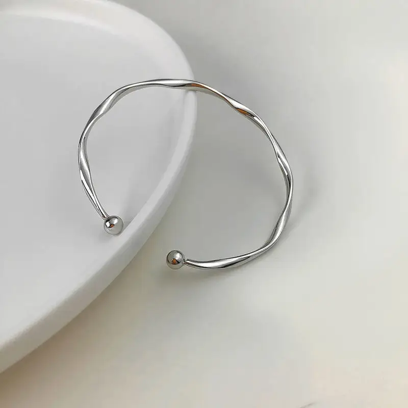 Mobius Bracelet Female ins Cool Style Small Design Bracelet Simple Fashion High Level Girl Friend Bracelet