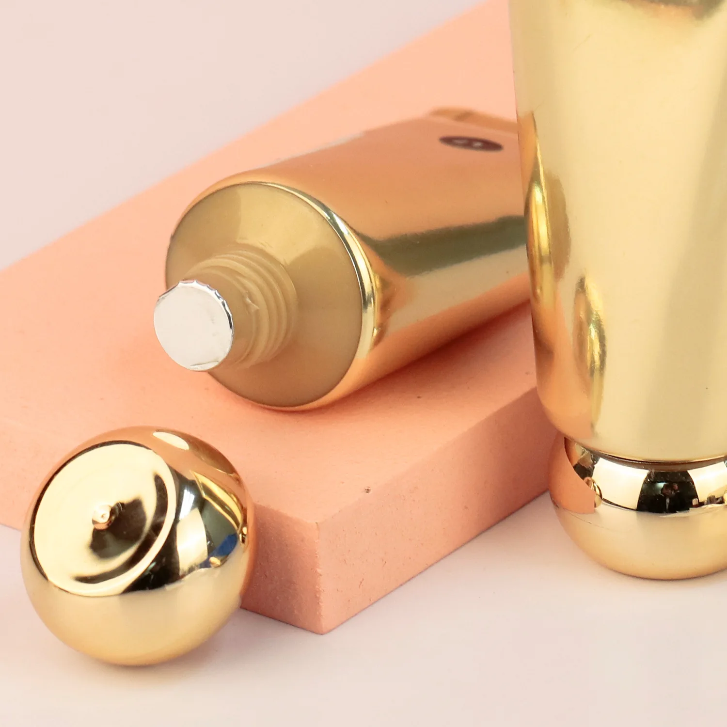 Natural Cosmetics Manufacturers Custom OEM Long Lasting Waterproof Natural Concealer Face Makeup Liquid Private Label Foundation