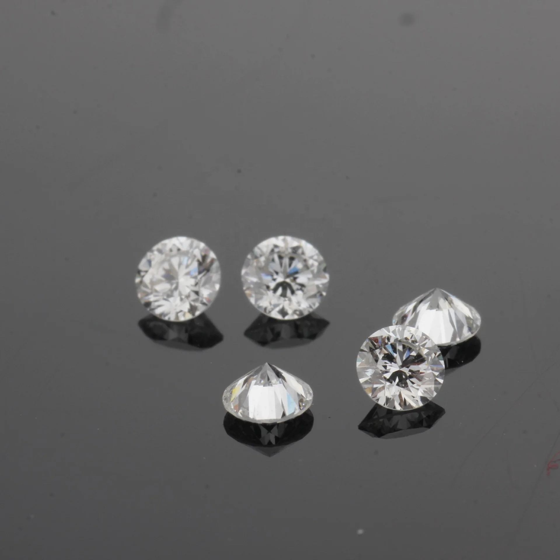 Round Brilliant Cut Synthetic Diamond Cvd Hpht Loose Diamond HPHT Polished For Jewelry
