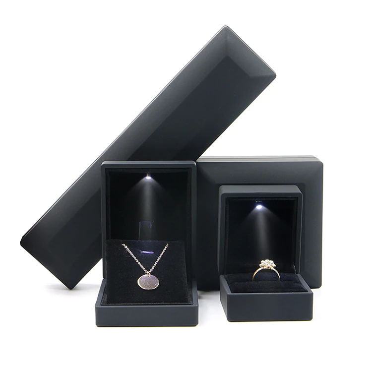 Romi Custom Led Light Bracelet Necklace Pendant Ring Luxury Jewelry Packaging Gift Box With Logo