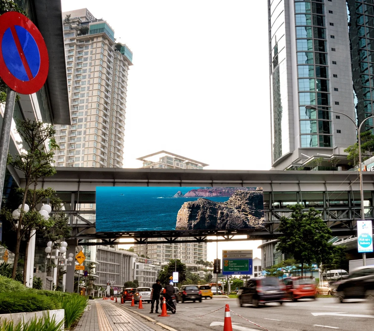 LED AD Board Cross Road Bridge Fixed LED Digital Video Billboard Iron IP65 Outdoor P3 Fixed LED Display Video Wall Full Hd 3mm