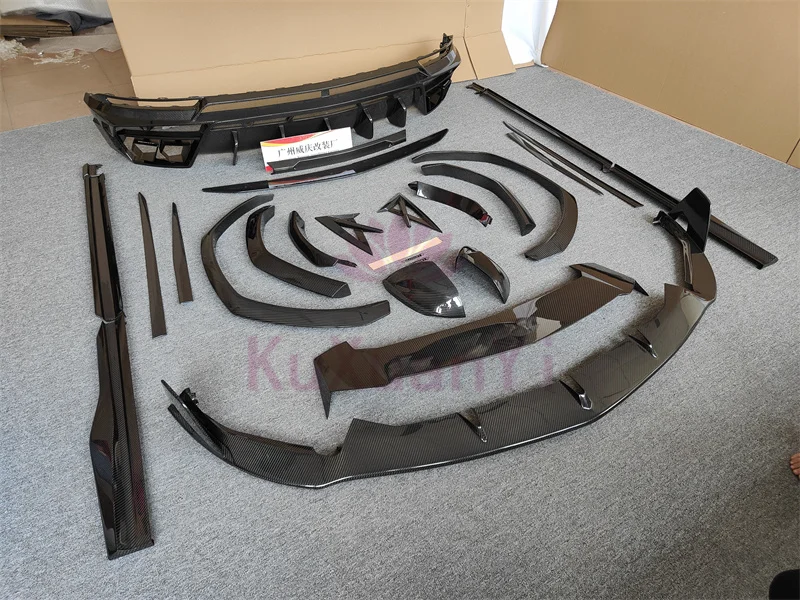 MSY style body kit is used for Lambor URUS carbon fiber front bar edge side skirt rear diffuser rear spoiler body decoration