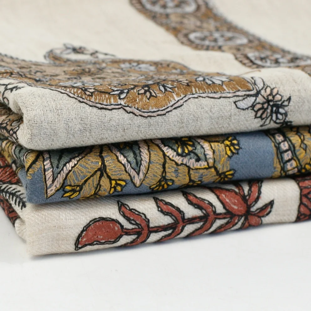 Кашмири вышитые узоры в шали