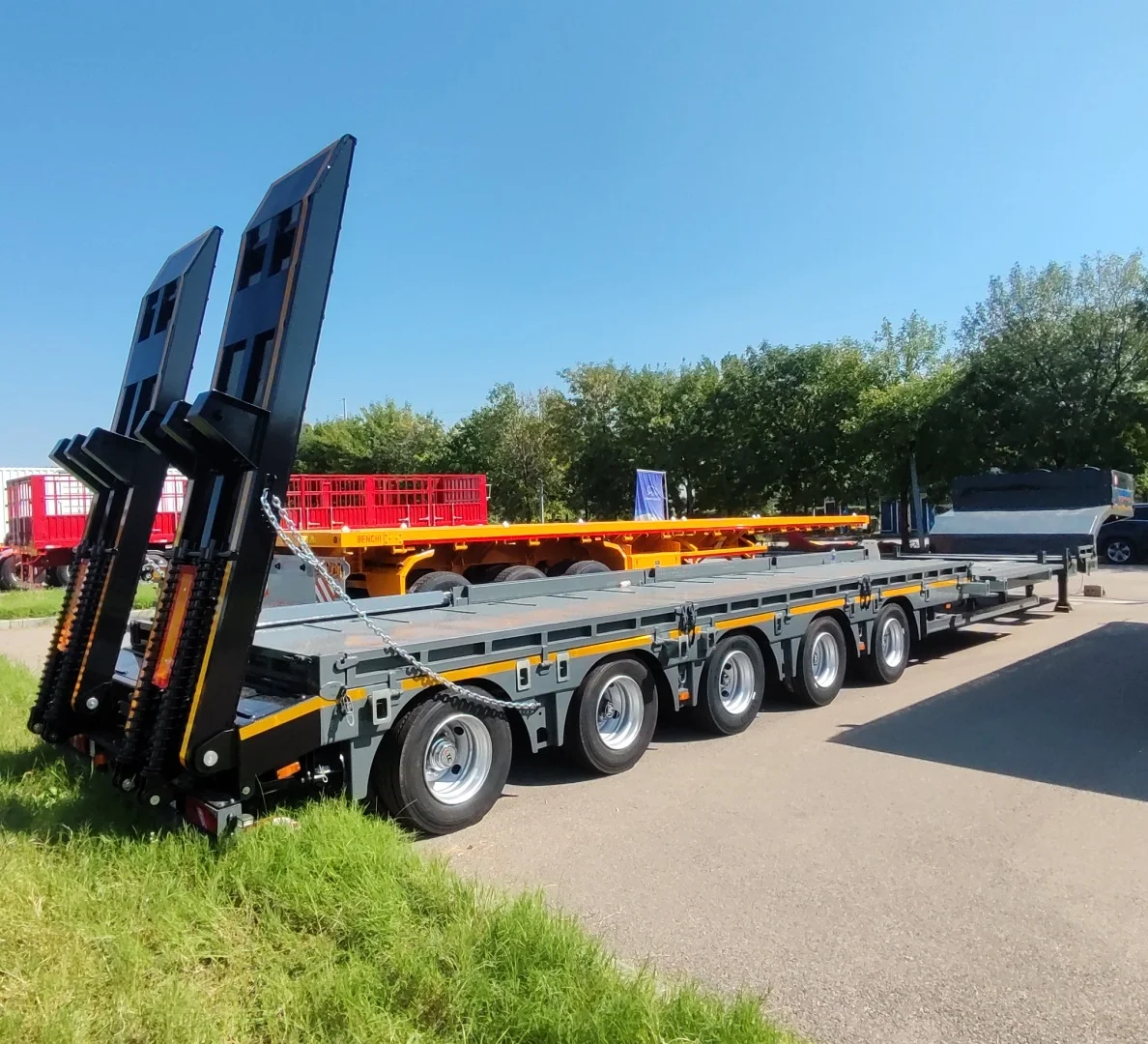 Прямая Продажа с завода многоосевой низкорамный прицеп lowboy выдвижной