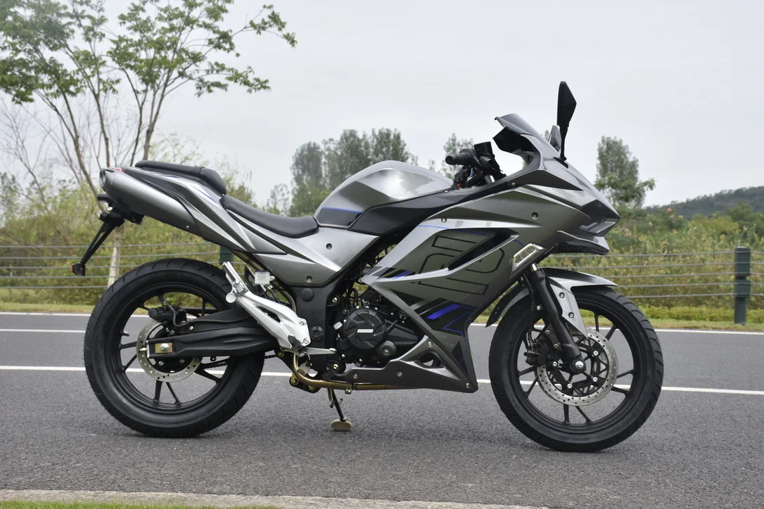 SINSKI Customized motorcycle fuel tank stickers 140km/h motorcycle fuel pressures regulator Gas motorcycle