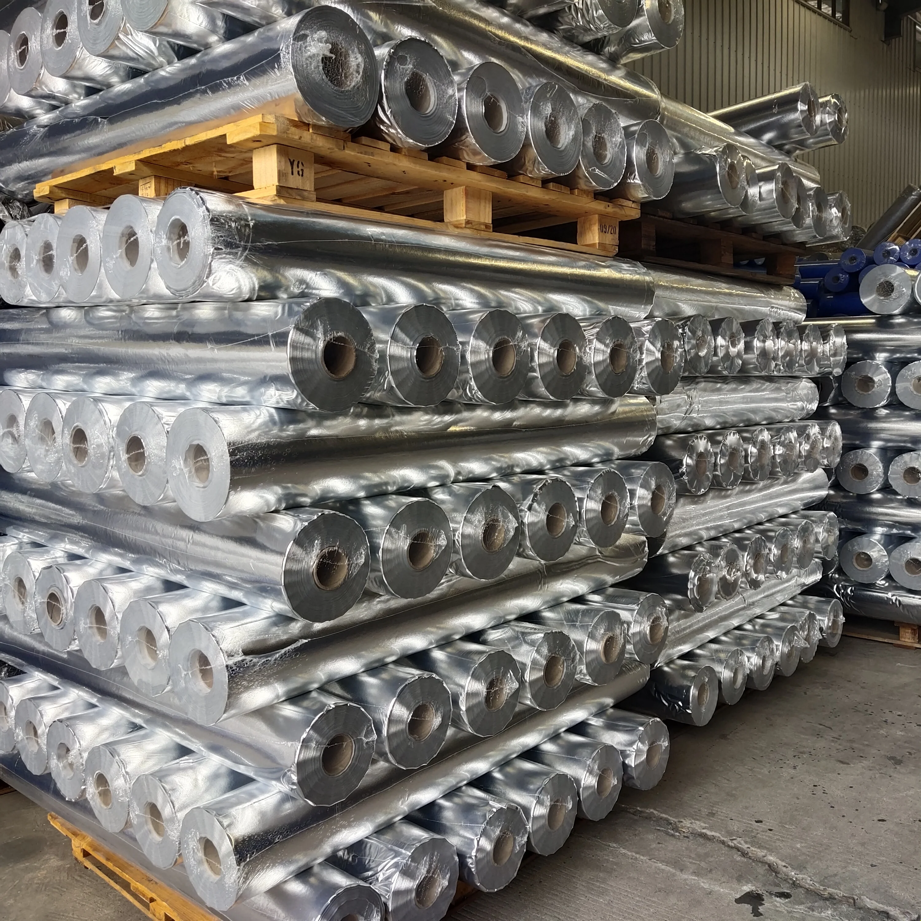 Aluminium Foil Laminated PE Woven Foil As vapor Insulation and Thermo Reflection