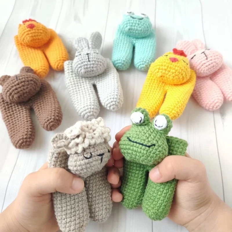 Animal Two Finger Frog Puppet Crochet Organic Cotton Yarns Role-Play Toddler Handmade Crochet Finger Puppet Dolls For Children
