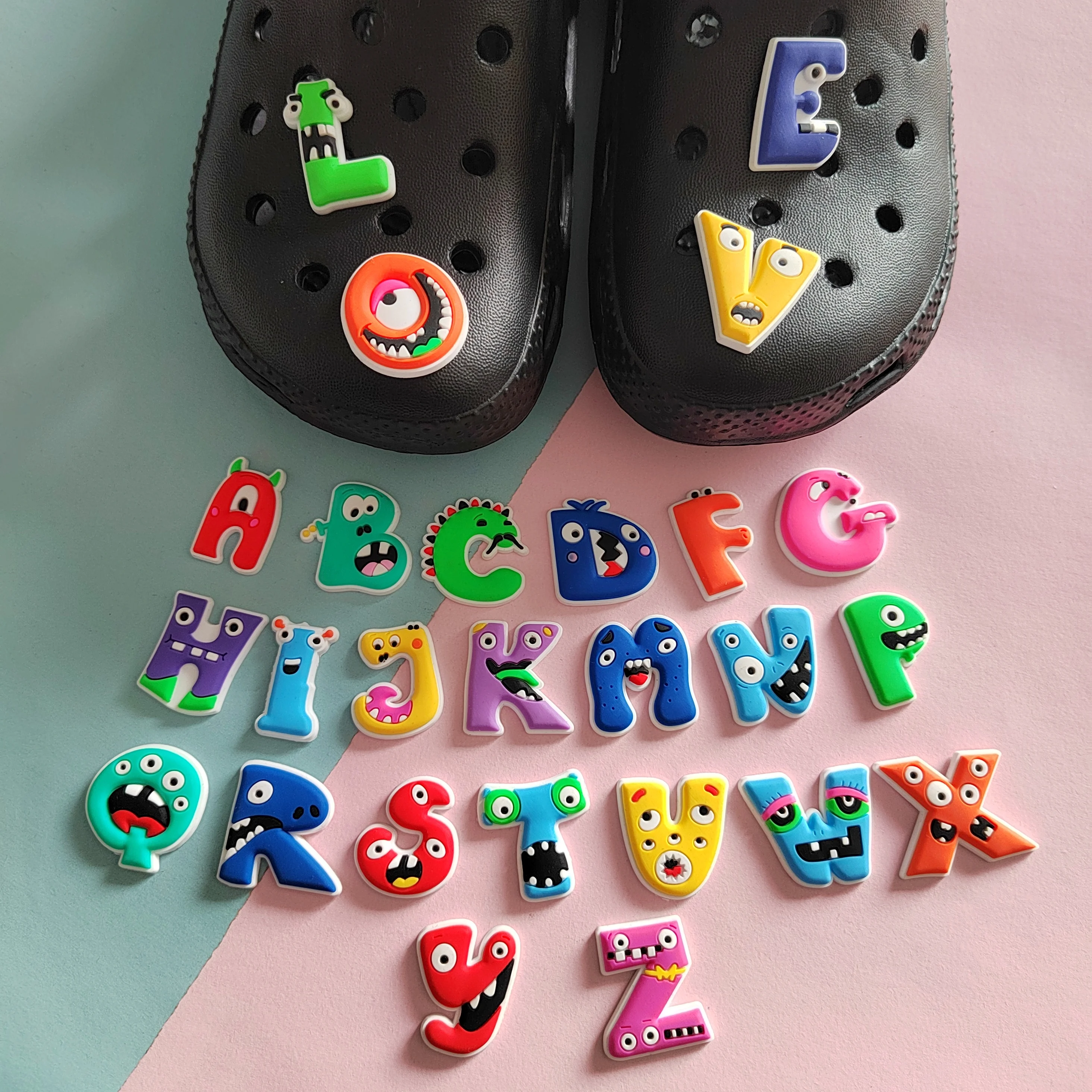 Large supply Hot sell cheap wholesale numbers 1-9 Cute animal A-Z letter shoe LACES Tag shoe charm