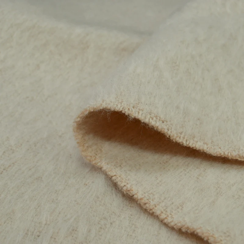 Ready to ship  62% alpaca 27% wool 830 g/m woolen boucle fabric for winter