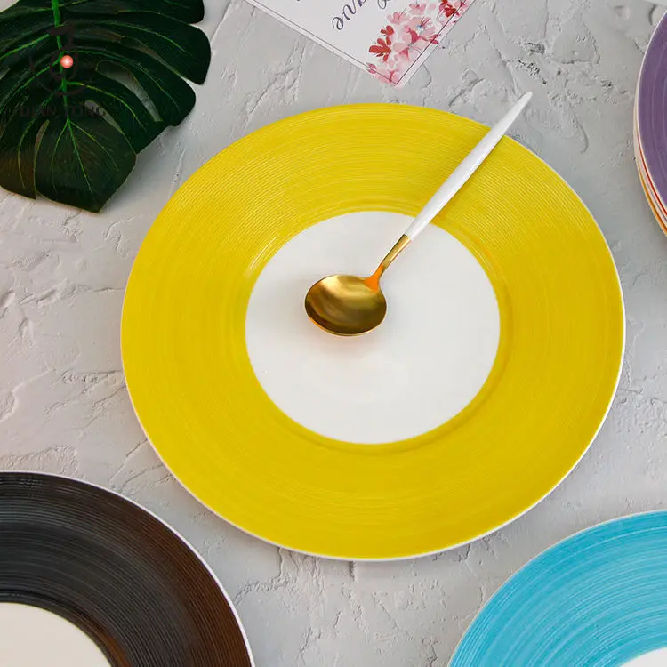 Nordic style restaurant wedding hotel 12 inch decorative round flat luxury dinner plate fine bone china