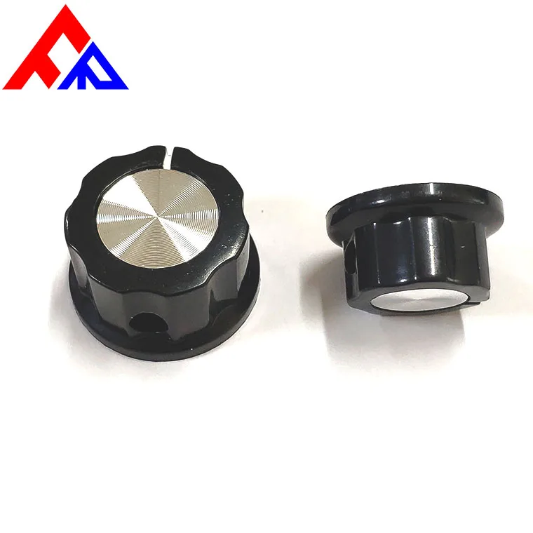 Большая рифленая черная поворотная ручка в стиле босса с серебряным верхом