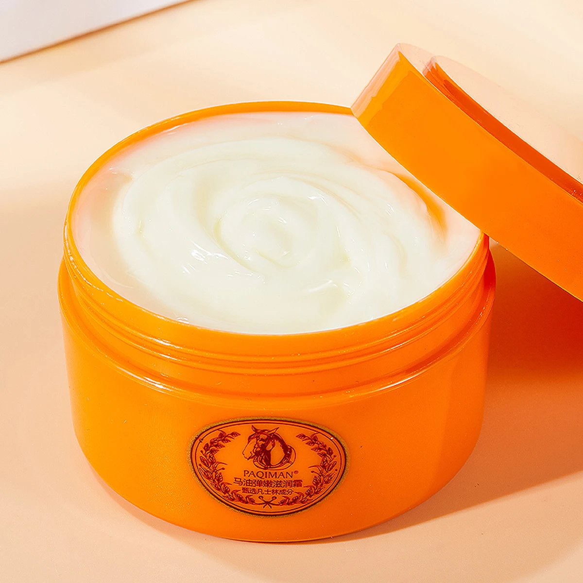 Horse oil cream Chapped hands and feet Repair cream Cracked anti-pruritic hand cream Moisturizing hand foot  body lotion