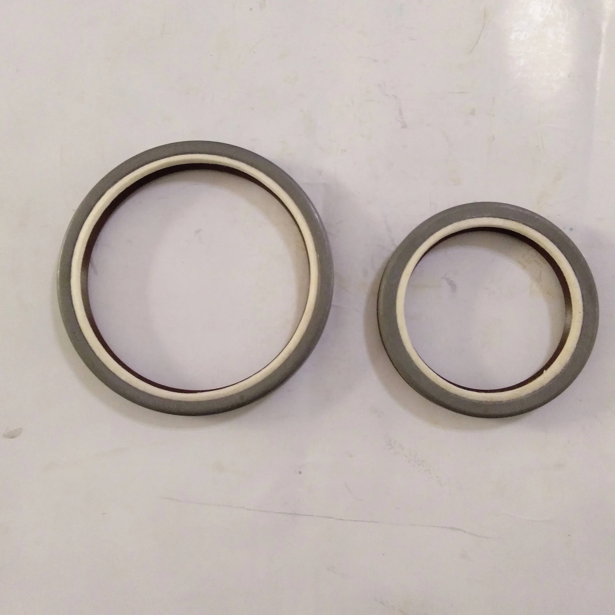 Deutz TD226B engine spare  crankshaft oil seal