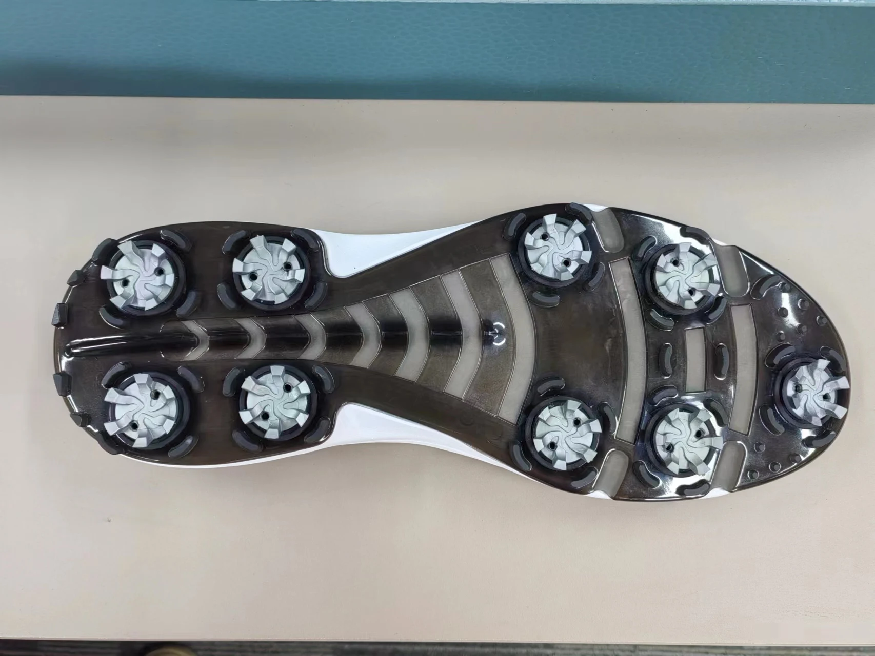 Factory new cleats sole wholesale golf shoes sole Custom TPU+Air Cushion Outsole Men Golf Soles For Shoes Making