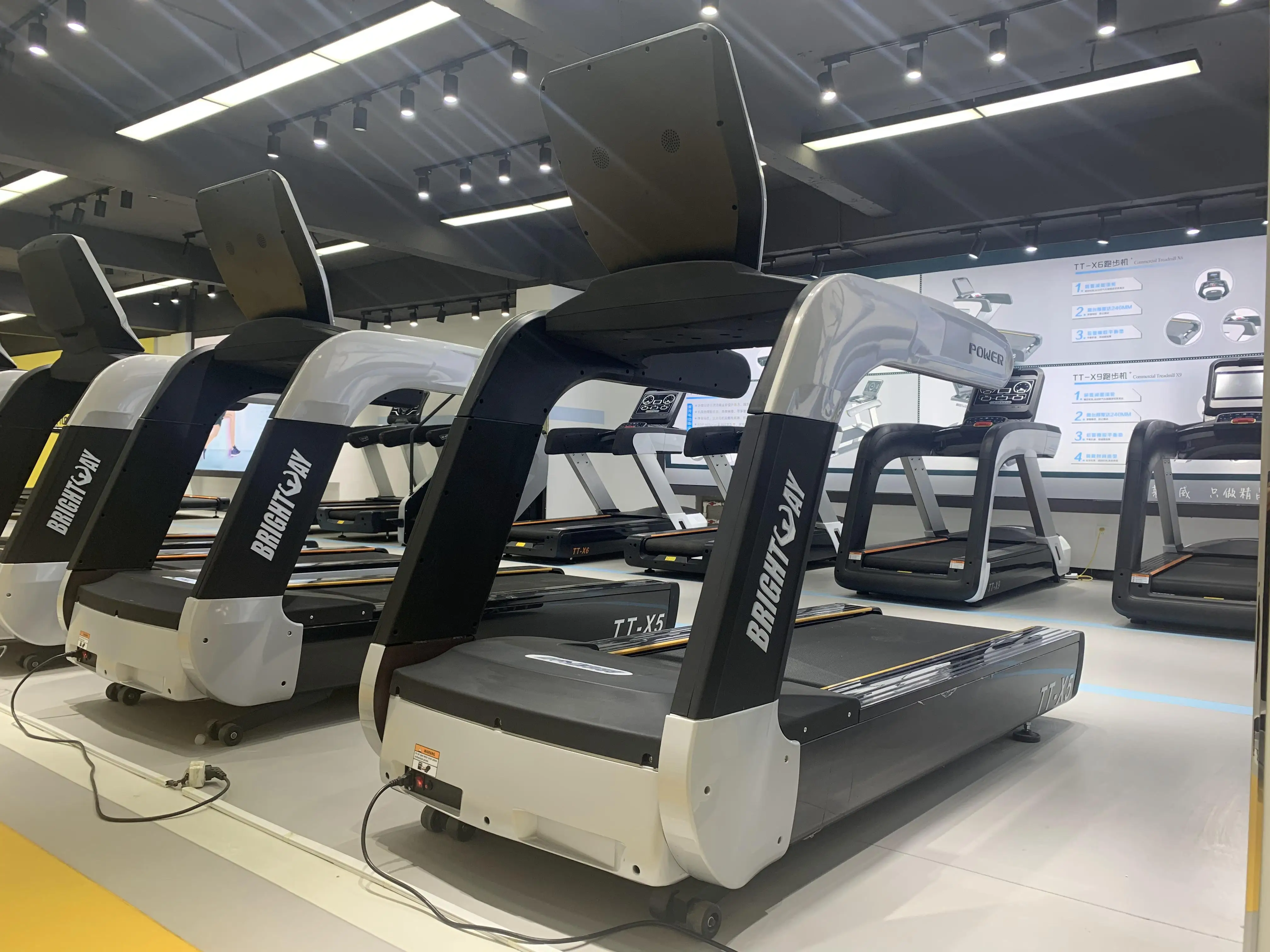 Best selling commercial treadmill/ gym machine / fitness equipment