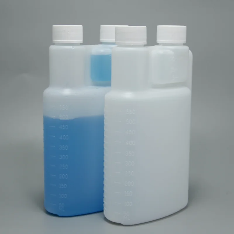New Design 600ml 20oz Fuel Mixing Bottle Plastic Dual Chamber Dispenser Bottle With Dosing Chamber