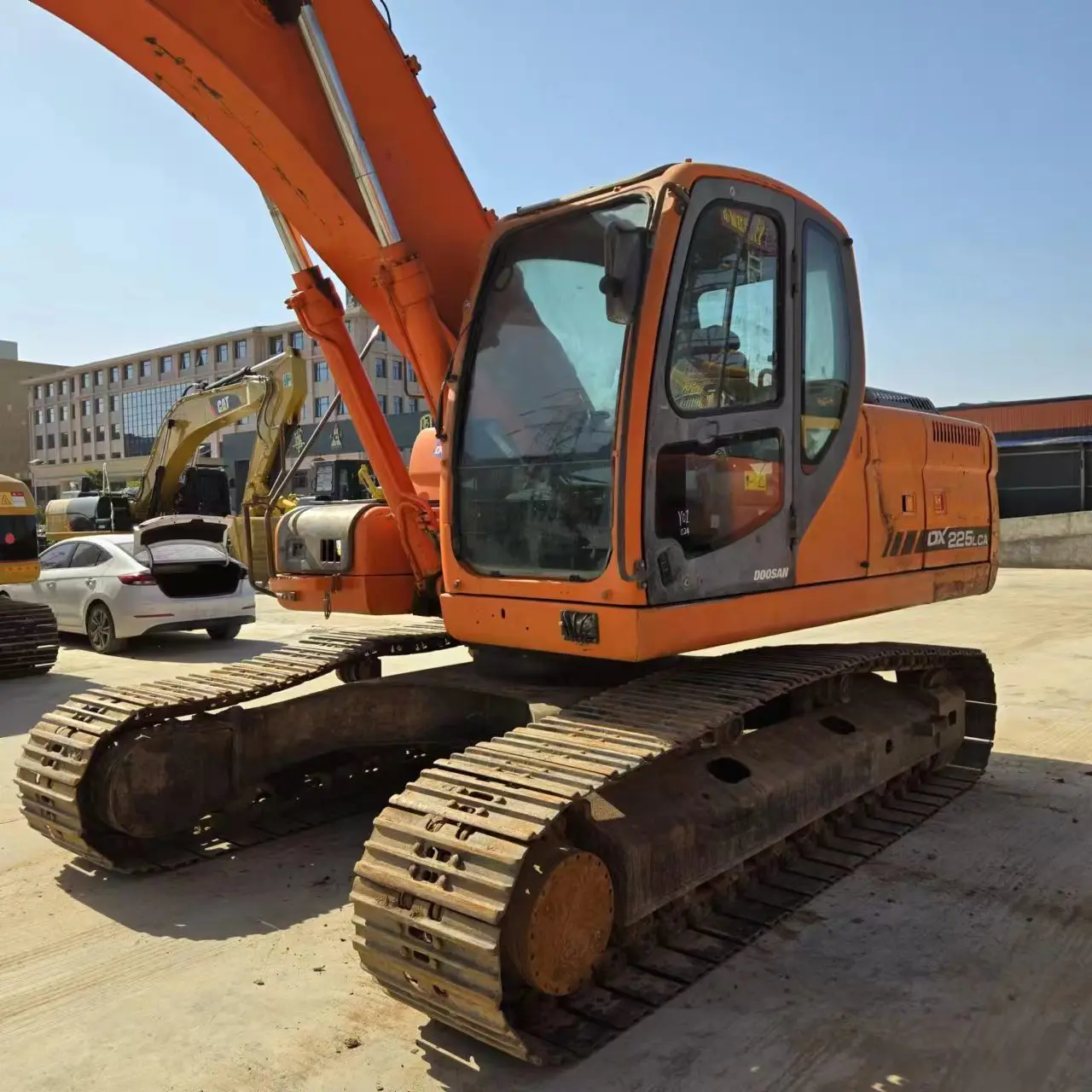 Экскаватор DOOSAN DX225LCA DX225