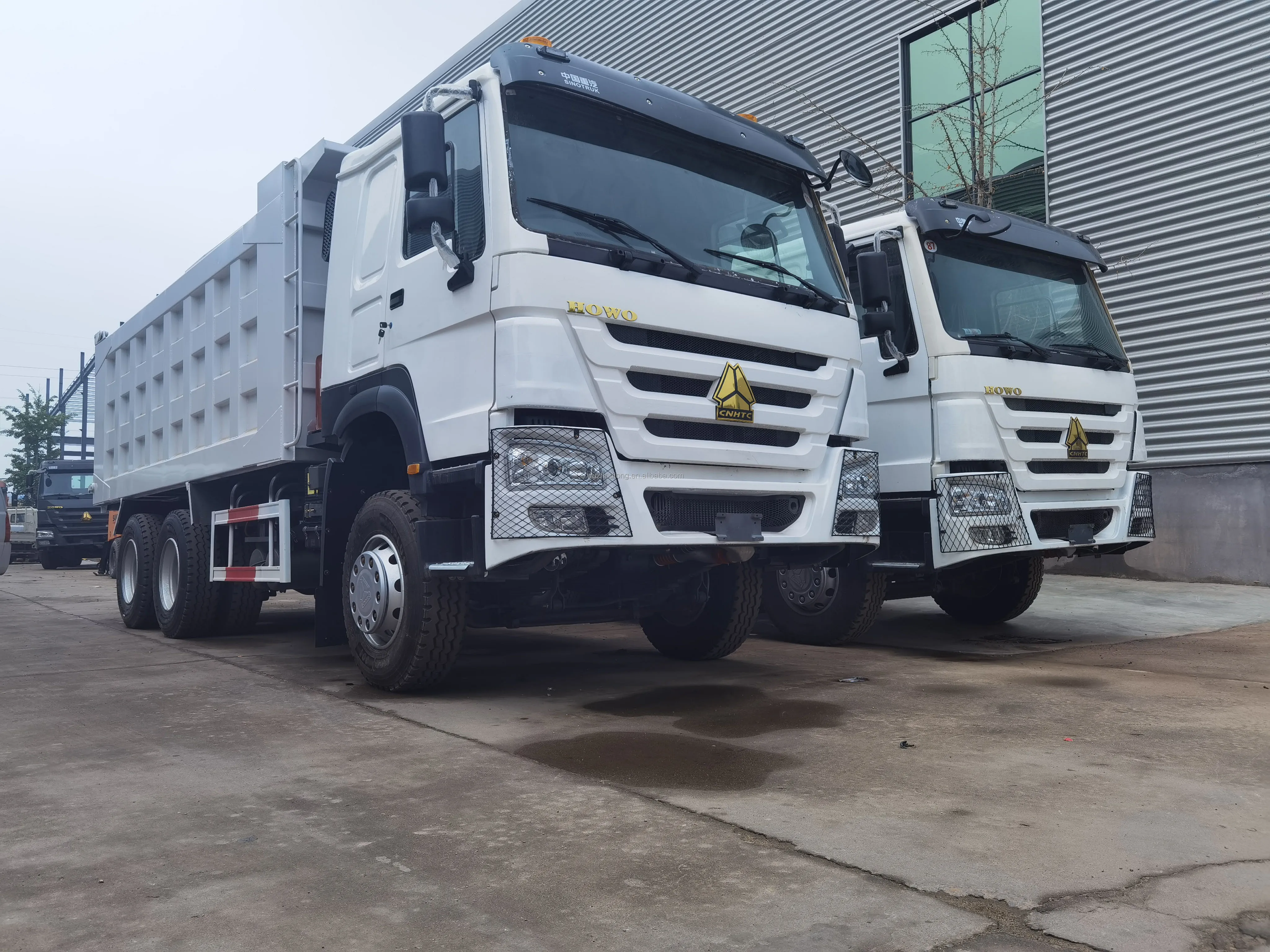 Б/у Sinotruk Howo 6*4 10 колесный самосвал для продажи