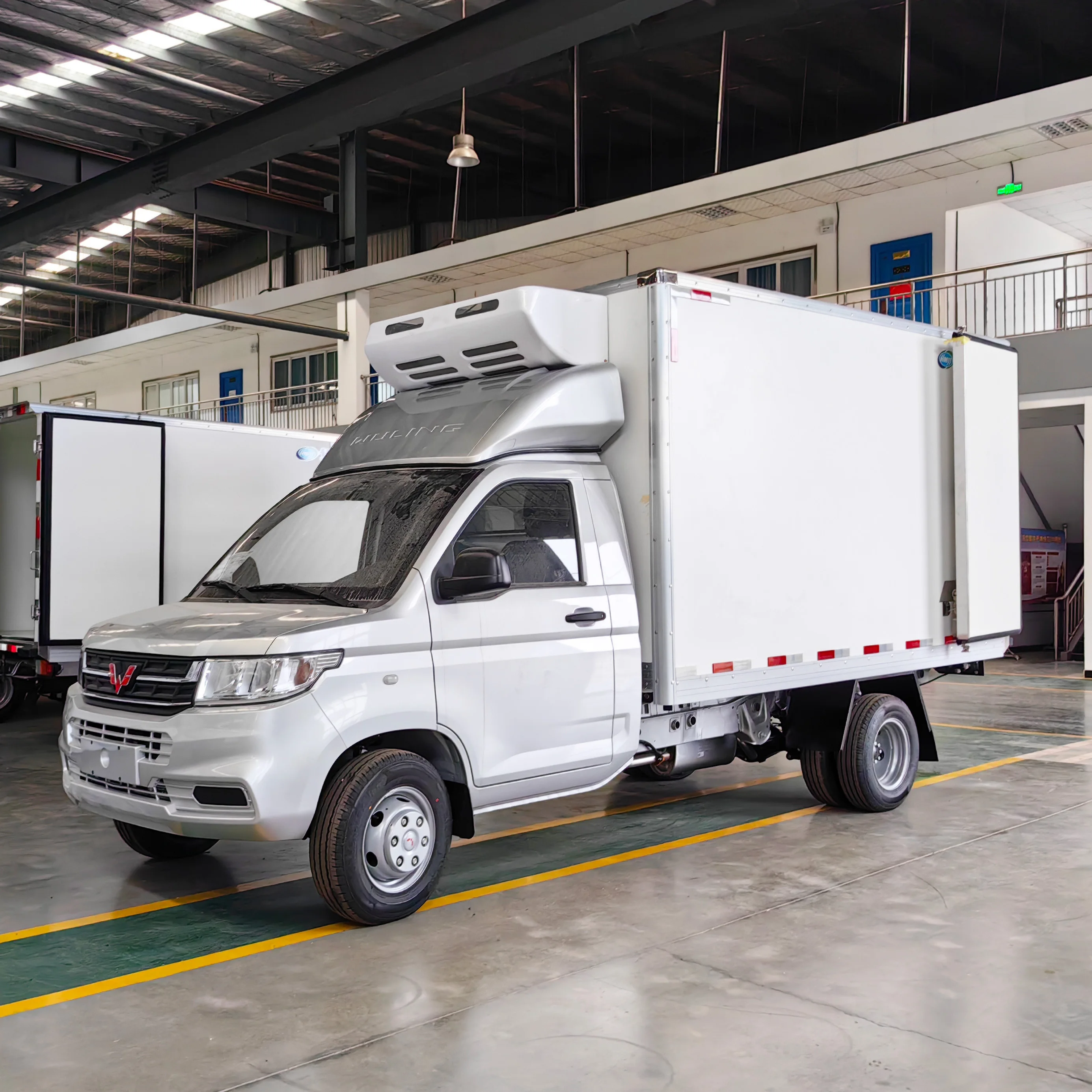 Mini refrigerated truck/Small refrigerator trucks