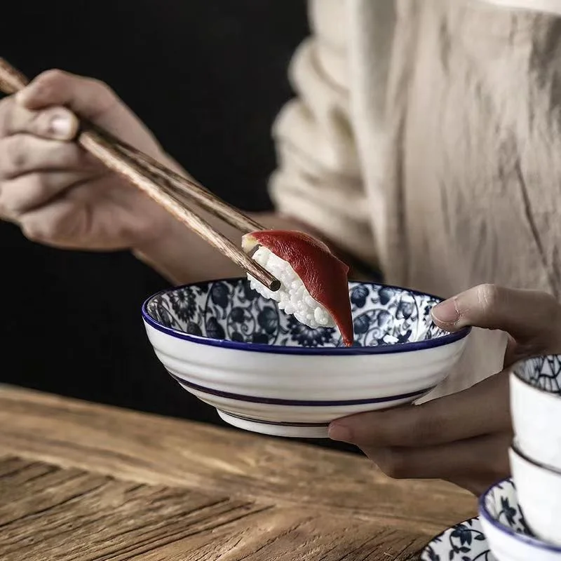 4.5inch Natural Healty Japanese Ceramic Bowl Gift Set Blue and White Porcelain Bowl