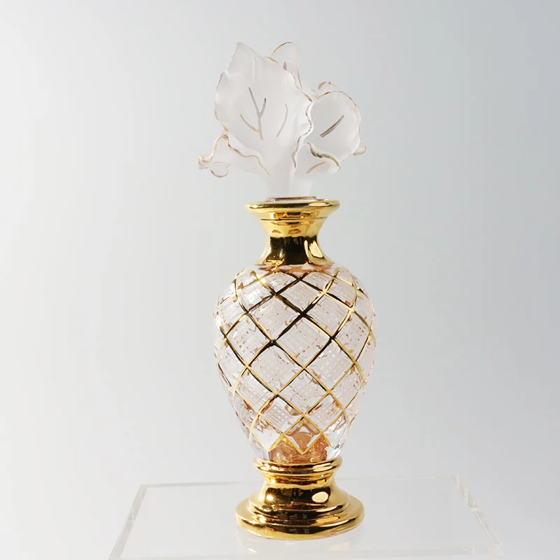 Own glassware factory 2022 New classic Luxury design 100ml 50ml 30ml perfume bottle coloured glazed flower  lid