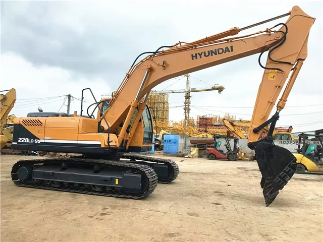 Used Hyundai excavators 220LC-9R 220LC-9S 225LC-9T 215LC-9T crawler excavator for sale in shanghai