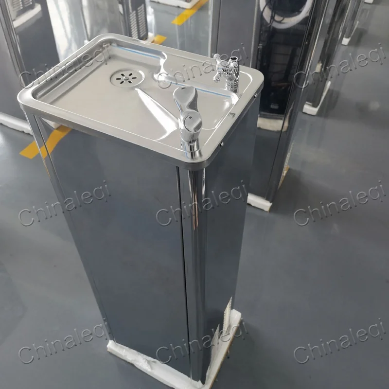 Public use drinking fountain water cooler