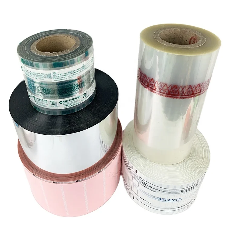 Производитель производит рулоны серебристо-алюминиевой ламинированной пластиковой пленки, которые могут быть изменены по размеру