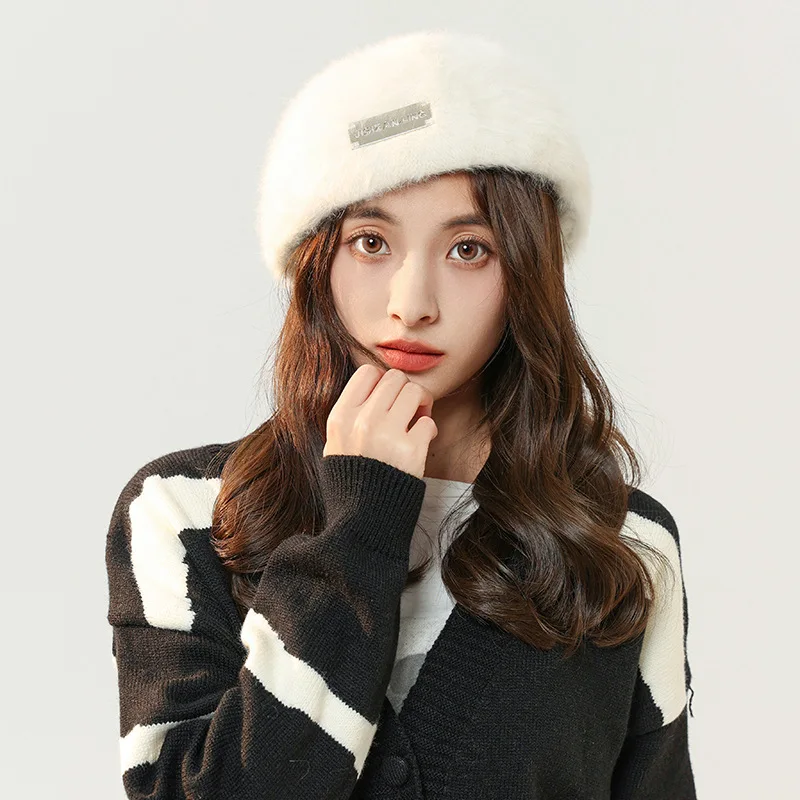 ZANDY Simple Fashion Casual Warm Metal Label Rabbit Hair Beret
