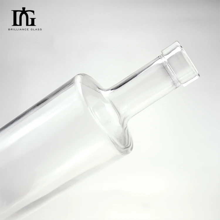 Wholesale Empty Clear Round 750ml Glass Bottle Wine Bottle for Vodka Liquor Tequila Mezcal Mexico with T-Cork