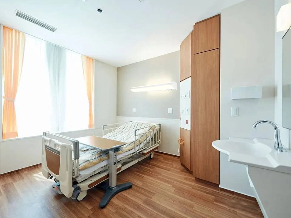 Hospital overbed lighthealthcare lighting 6900 Lumens, 50,000 Hour Life Span, DLC & UL Listed Single CCT