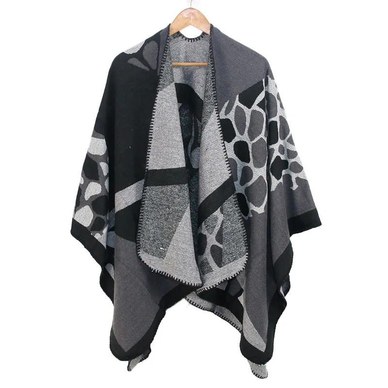 New European and American Fashion Leopard Print Imitatio n Cashmere Ladies Scarf Jacquard Split Thickened Large Cloak