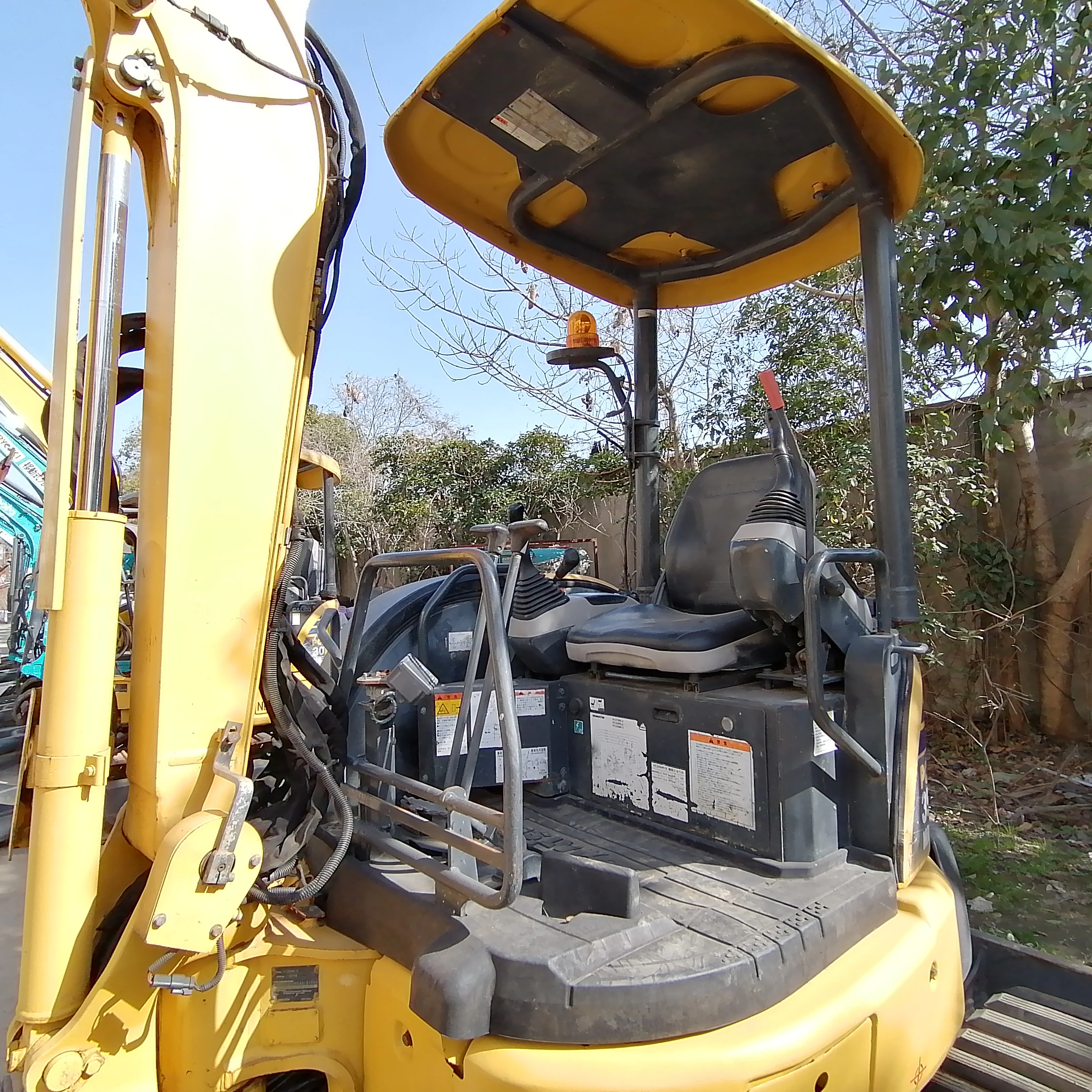 Мини-экскаватор на гусеничном ходу komatsu pc35 3 5 тонн pc 35 экскаватор pc35mr 2 цена новинка