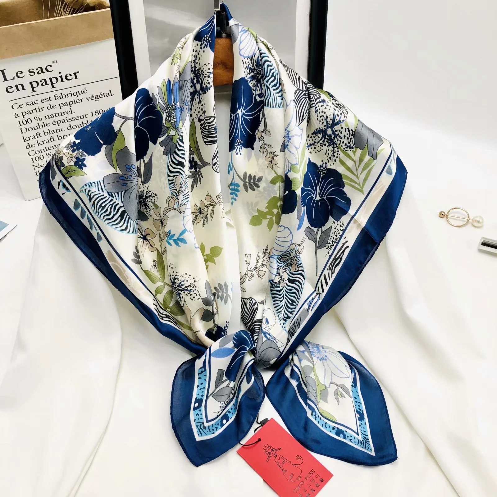 Bulk Flower Digital Printing Soft Smooth Lightweight Ladies Neck Scarf Crepe Satin Silk Square Scarves For Women Stylish